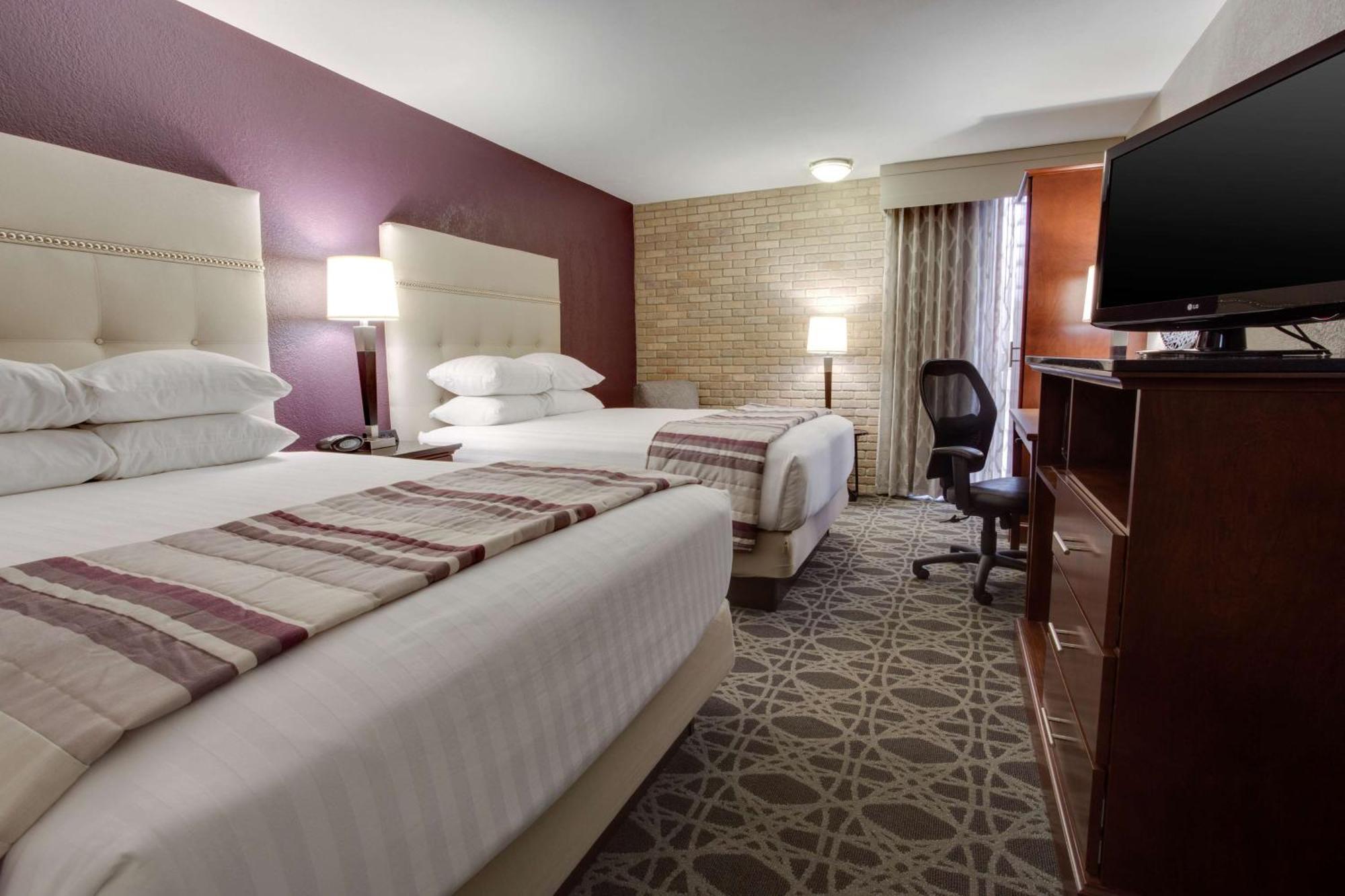Drury Plaza Hotel San Antonio Airport Exterior foto